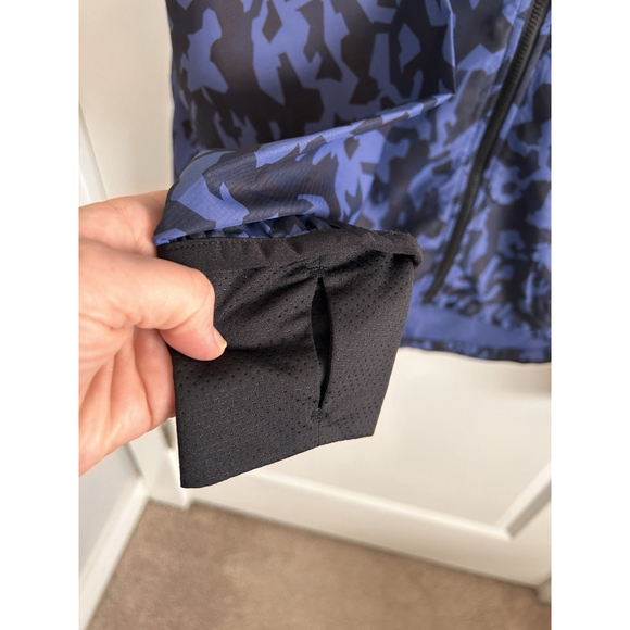 ZYIA ACTIVE Mens Black Blue Hooded Jacket L Ultra Lightweight - Picture 7 of 16